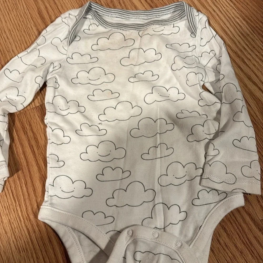 4 long sleeve Onesies-